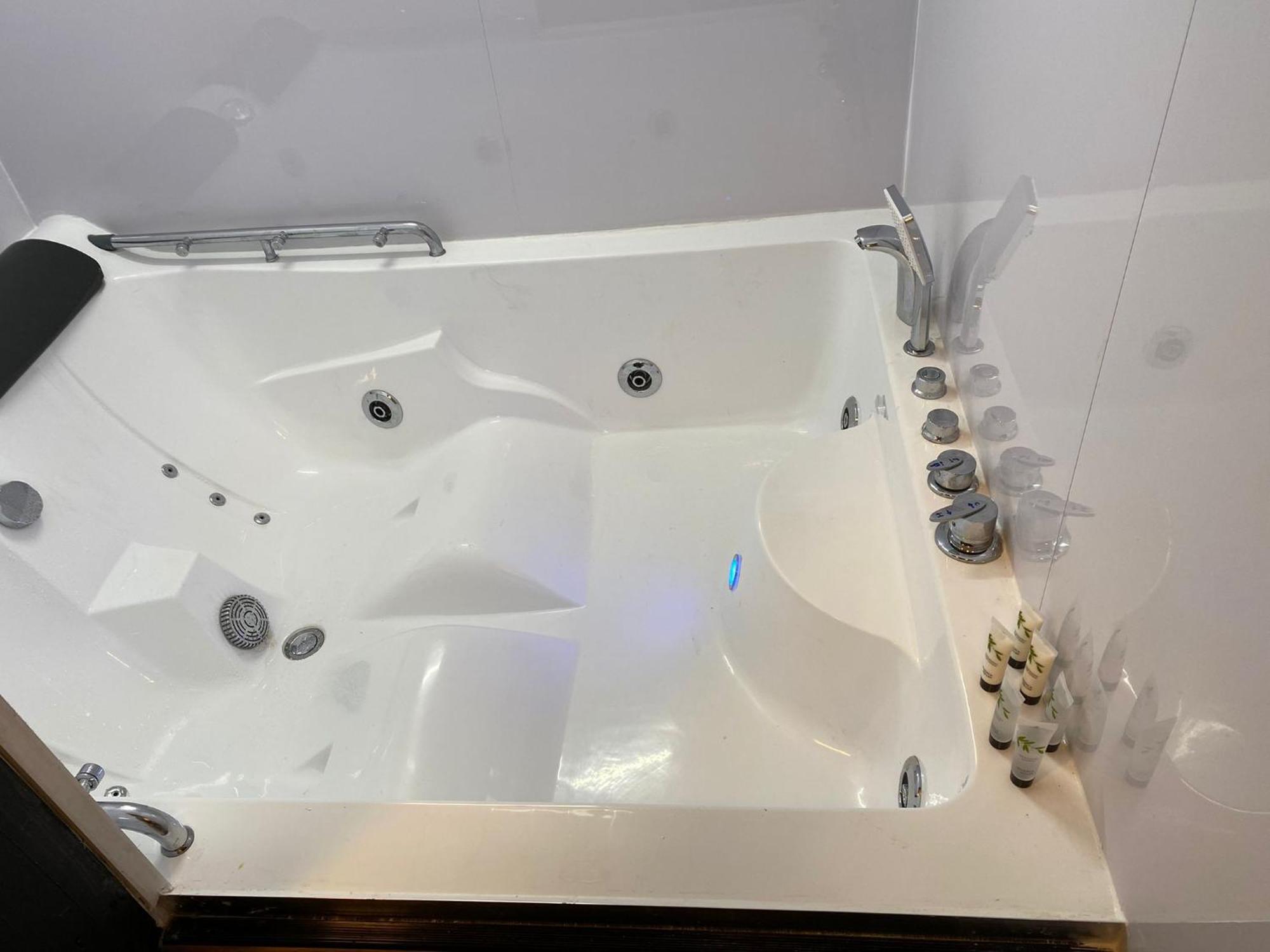 Wns Hotel Londra Dış mekan fotoğraf